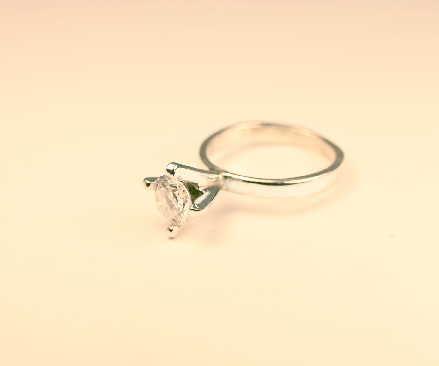 Eternal Grace Diamond Ring – White Gold Minimalist Solitaire